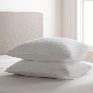 NWOT! Quince 100% Organic Cotton Waffle White Standard Shams! Set Of 2 (N26)